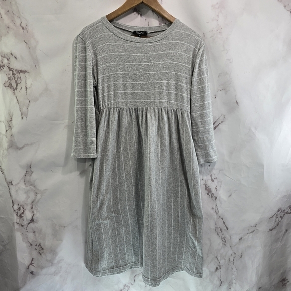 Roolee Dress Womens Small Gray White Striped T Shirt Long Sleeve Zip Pockets - Picture 1 of 14